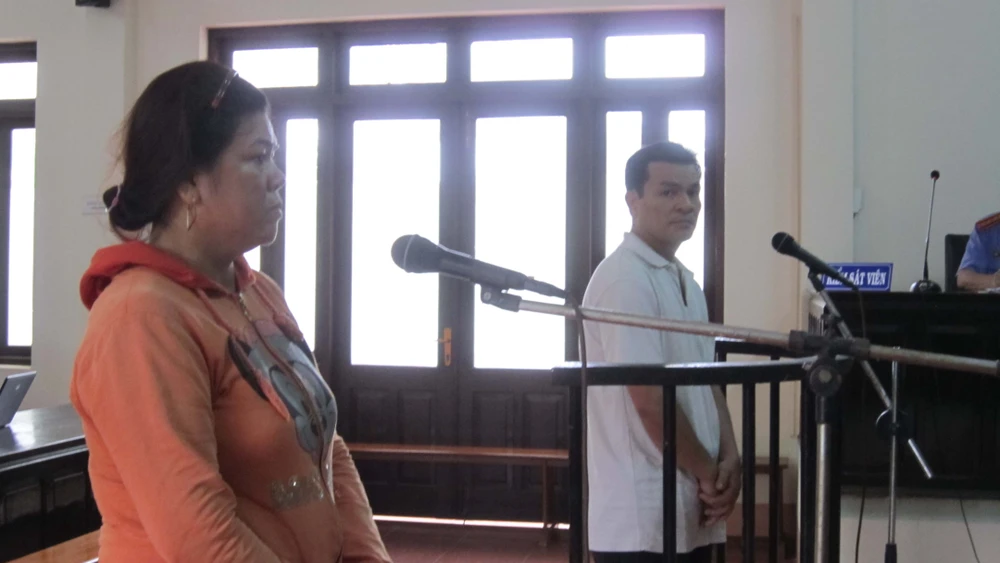 Phúc thẩm vụ dân chết ở CA xã: Chủ tọa ngăn cản phóng viên tác nghiệp ảnh 1